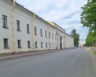 Фасад корпуса бывшего прядильного дома Калинкинской городской больницы отреставрируют