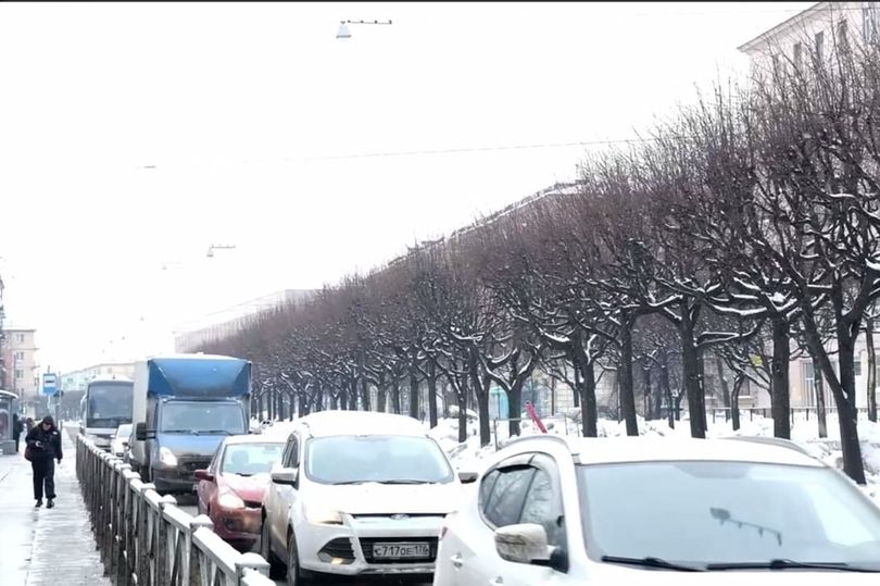 До конца лета Новочеркасский проспект в Петербурге получит новое современное освещение