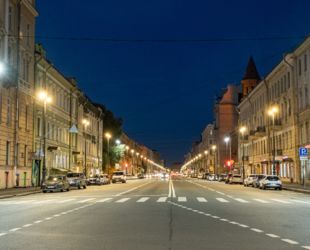 Улица Декабристов в Петербурге получила новое освещение