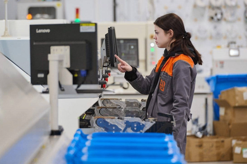 «НАРТИС» открыл новый корпус с роботизированными производственными линиями в Череповце