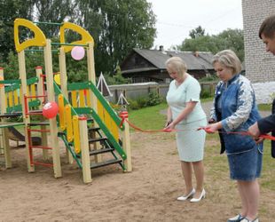 В Пестово Новгородской области открыли игровой комплекс для детей