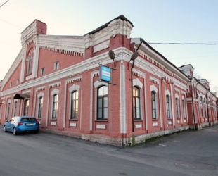 В Петербурге предложили перенести здание электростанции Варшавского вокзала