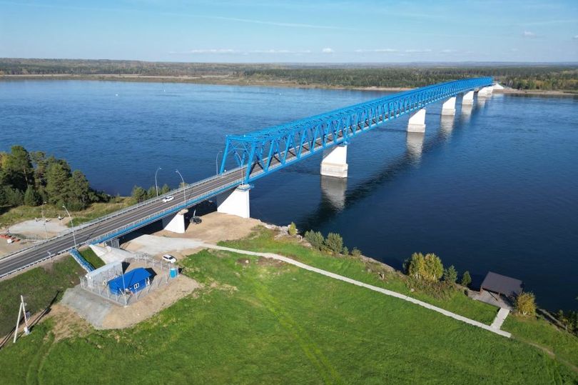 Преобразуя мосты и города