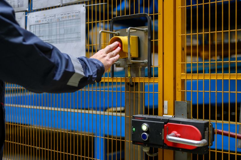 Использование ИИ на производствах минеральной изоляции